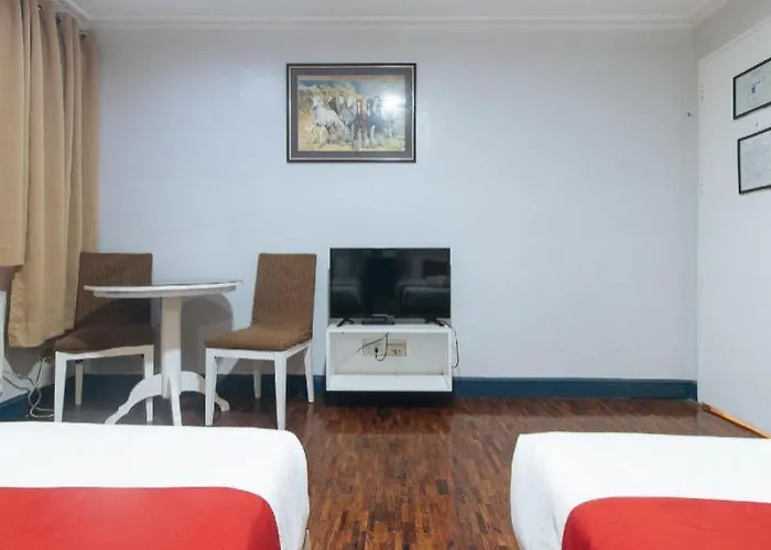 Greenbelt Makati - Vaccinated Staff Hotel