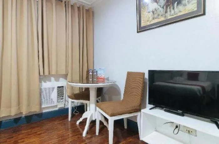 Hotel Greenbelt Makati - Vaccinated Staff